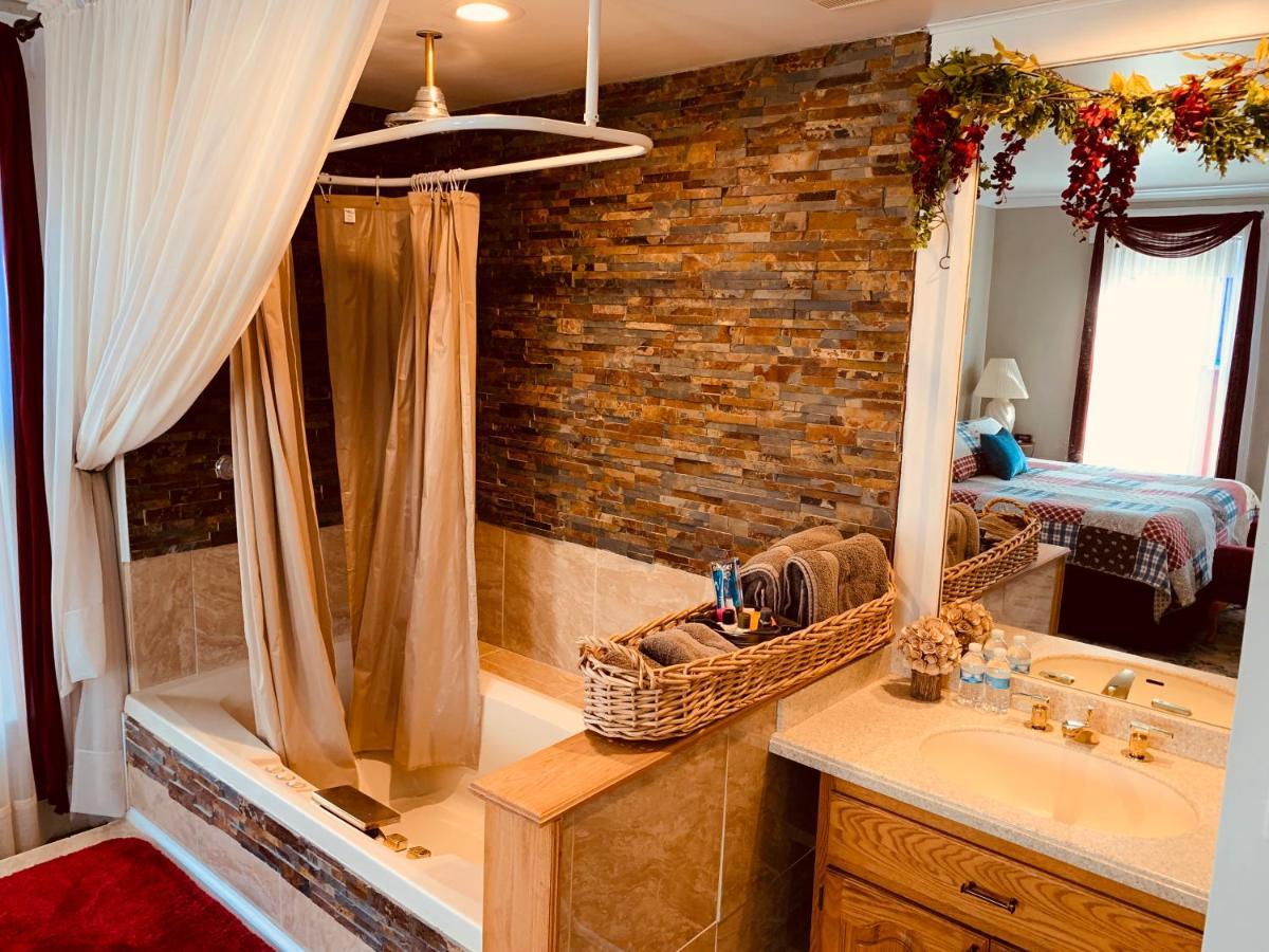 Centennial Inn Bed & Breakfast Conneaut 외부 사진
