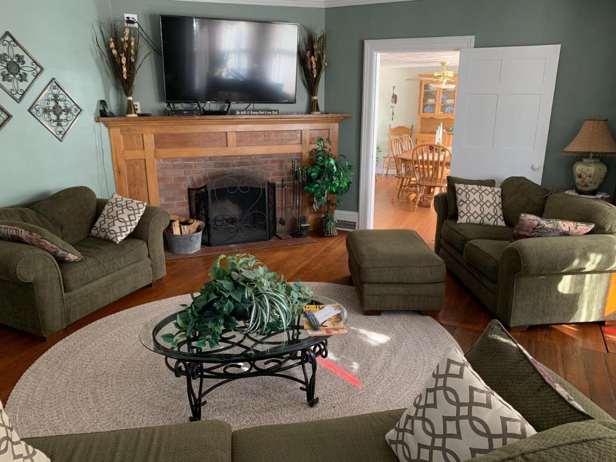 Centennial Inn Bed & Breakfast Conneaut 외부 사진