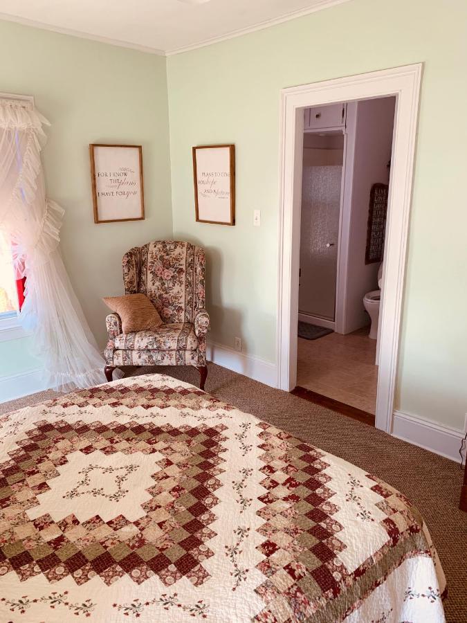 Centennial Inn Bed & Breakfast Conneaut 외부 사진